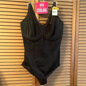 Maidenform Firm Control Body Shaper Black FL1456 40DD